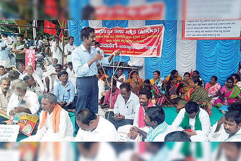 190722 Sindhanuru Karnataka Farmers Union Protest