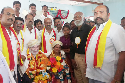 26 dhl 1-Kannada Deepa