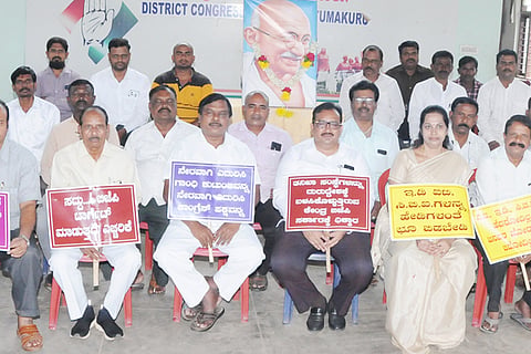 27Tmk_Cong_Protest