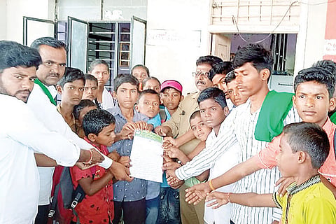 280722 Nagalapura Farmers Students Appeal
