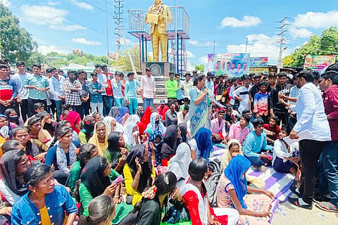 31072022 devadurga protest