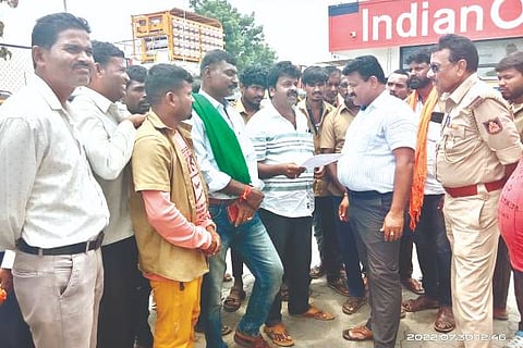Challakere, CNG Bunk, Gas, Auto Drivers,