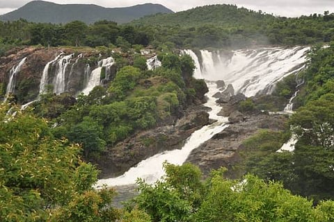 gaganachukki-bharachukki-falls