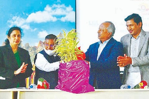 Retired Justice H.N. Nagmohandas, Chitradurga, Constitution, Special Lecture,