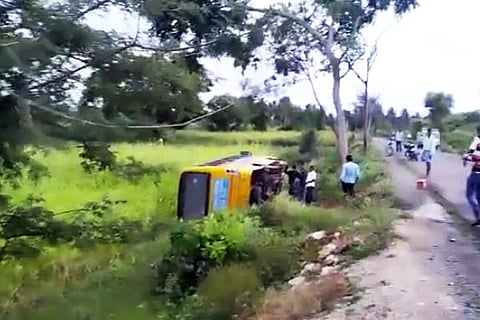 School Bus 1
