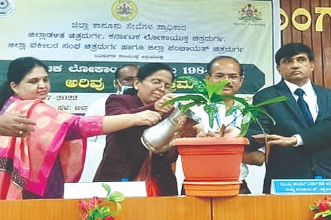 citradurga, jilladhikari, kanunu, kayryakrama