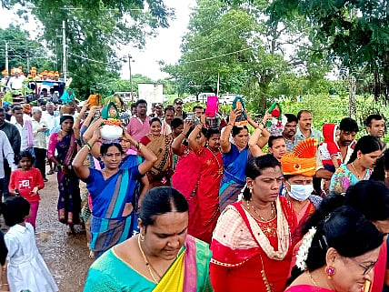 dc-gramavastavya-1.jpg