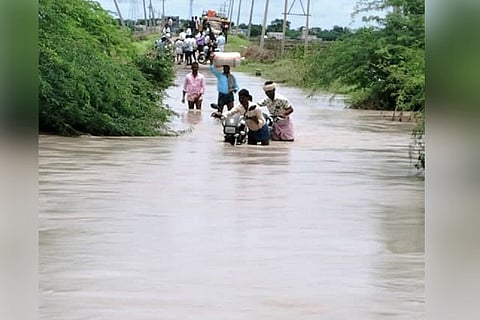 02082022 devadurga havy rain
