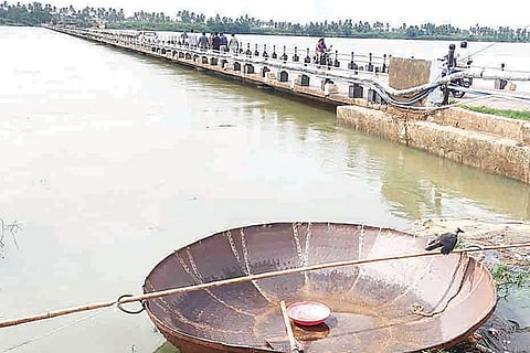 070822 Kampli Bridge