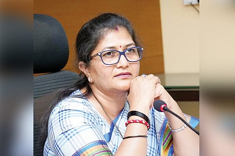 09082022 harapanahhali Shashikala jolle