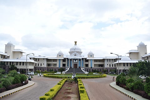 24-gdg-1 dc office gadag