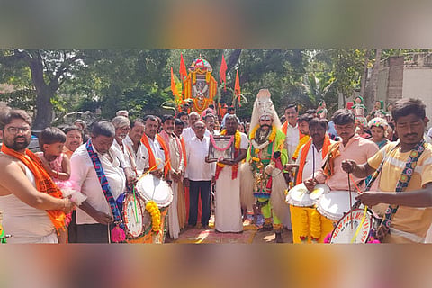 25082022 gvt eranna temple