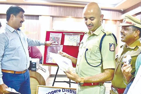 Davanagere, counterfeit notes, circulation, arrest of two,