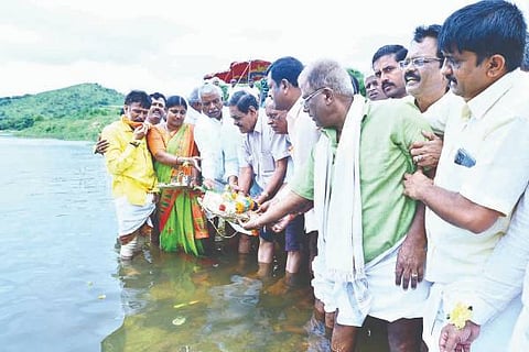 Honnali, Ramanakere, DG Shantanagowda, Bagina,