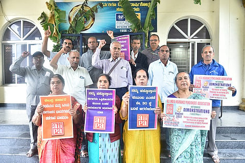 LIC PROTEST (5)