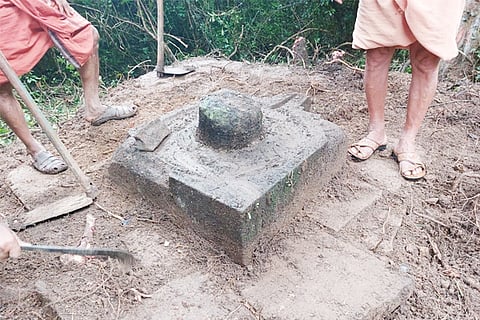 Shivalinga