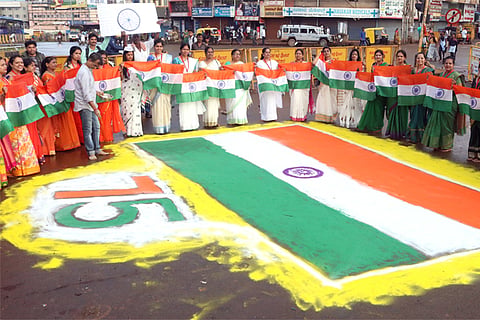 h13-Rangoli 1
