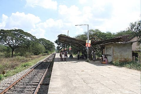 rail