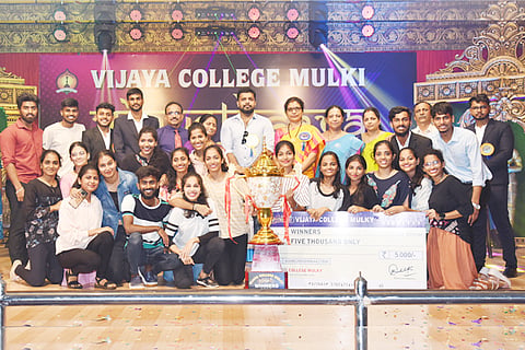 vijaya college award
