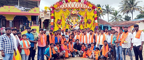 ಎತ್ತಿನ ಗಾಡಿಯಲ್ಲಿ ಗಣೇಶ ವಿಸರ್ಜನೆ.