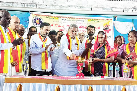 010922 Hanumanala Kasapa Padgrahana and Pratibha Puraskar program