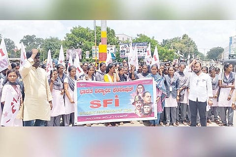 02092022 gangavathi students protest