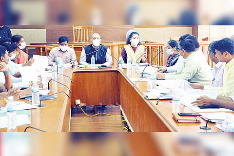 's office progress review meeting