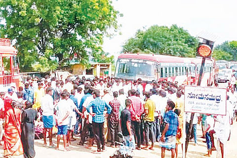 020922 Somasamudra Student Protest