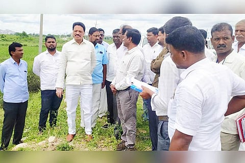09092022 Manvi mla raja venkatappa nayaka visit
