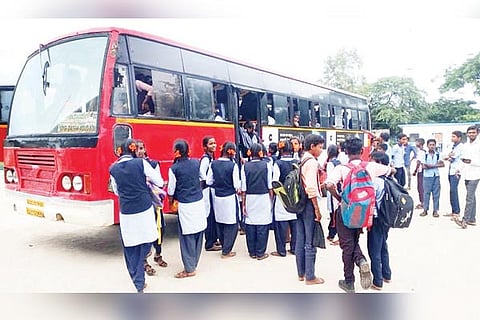 12092022 Alavandi bus