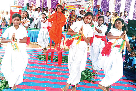 150922 Hanumasagara Zonal level talent fountain