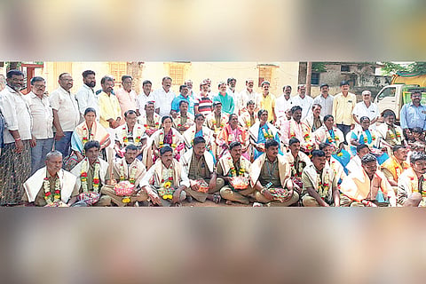 26092022 HB halli civic workers sanmana