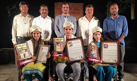 Adhamya chethana