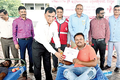 Ballari VSKVV Blood donate camp