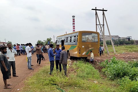 Bus