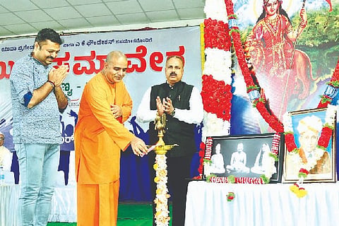Davanagere, Chakravarthy Sulibele