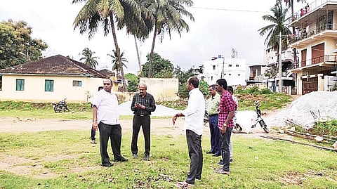 HUN-SEP-14-5(EO VISIT TO QUARTERS)