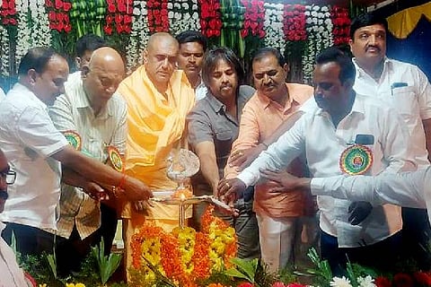 HYR narayana guru 12