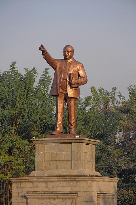 Jagaluru, Ambedkar Putthali, Construction,
