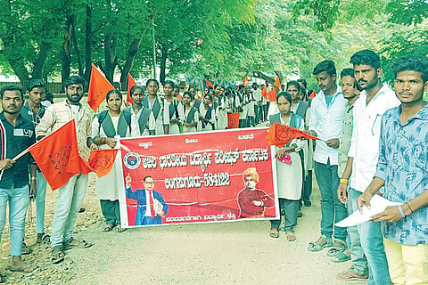 Lingasuguru ABVP Protest
