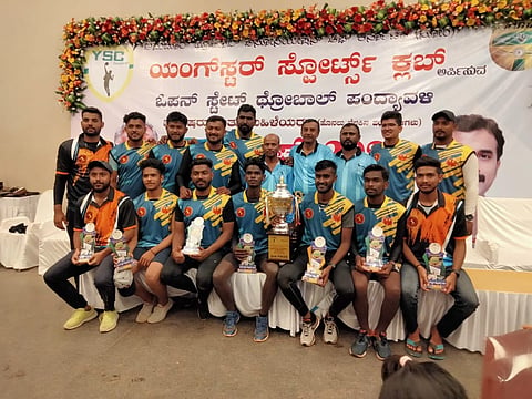 Throwball