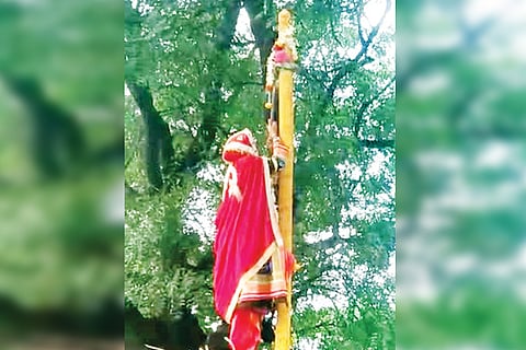 061022 Kurugodu Goravara Naveen Tata Karanika