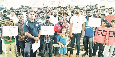 07 vtp2 sports protest