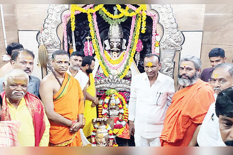 07102022 hadagali Minister MTB Nagaraj visit to mylar