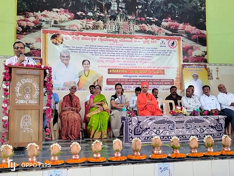 ಮಧ್ಯಪಾನ ಅಜ್ಞಾನವನ್ನು ಸೃಷ್ಟಿಸುತ್ತದೆ : ವಿಜಯ ಕುಮಾರ ಸ್ವಾಮೀಜಿ
