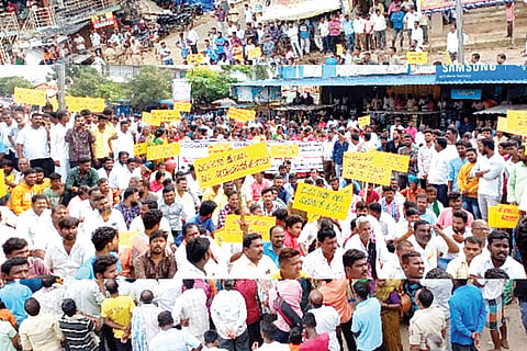101022 Mariyammanahalli Band