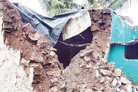111022 Tengunti Home Collapse
