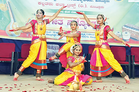 141022 Kotturu Music Dance