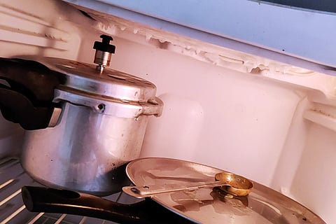 Cooker