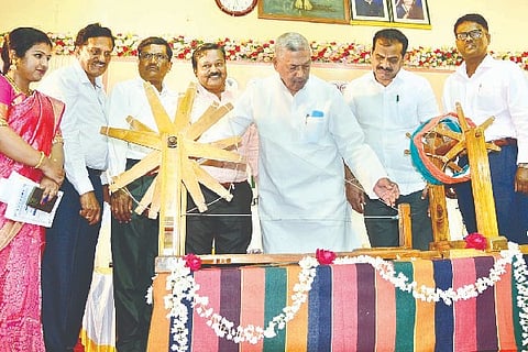 Davanagere, handloom fair,